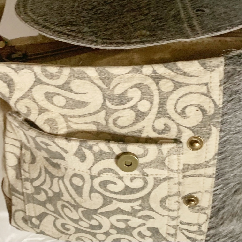Myra Bag FACTUAL MESSENGER BAG! - Picture 3 of 5